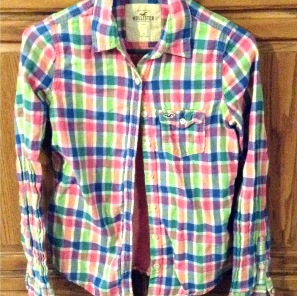 Hollister women's plaid button up